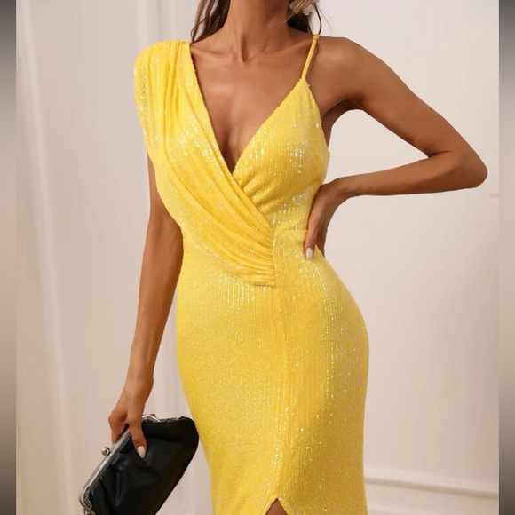 Luxe yellow slit thigh party sequins  dress - Picture 5 of 6